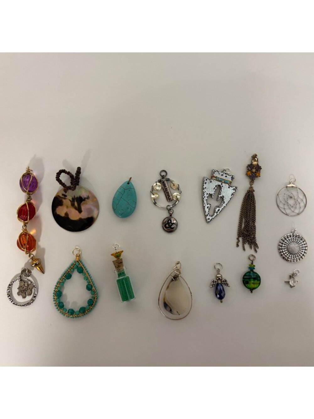 Lot of 15 Necklace Pendants Jewelry Bundle JL2